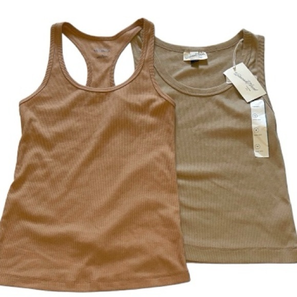 Tan tank tops lot - Picture 1 of 5